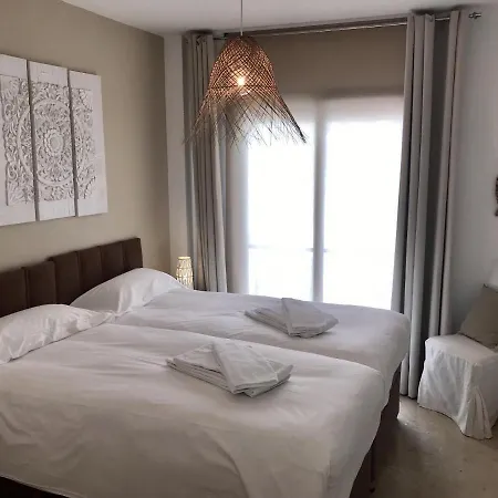 2204-luxury On The Beach,new,on Duquesa Port! Apartment *